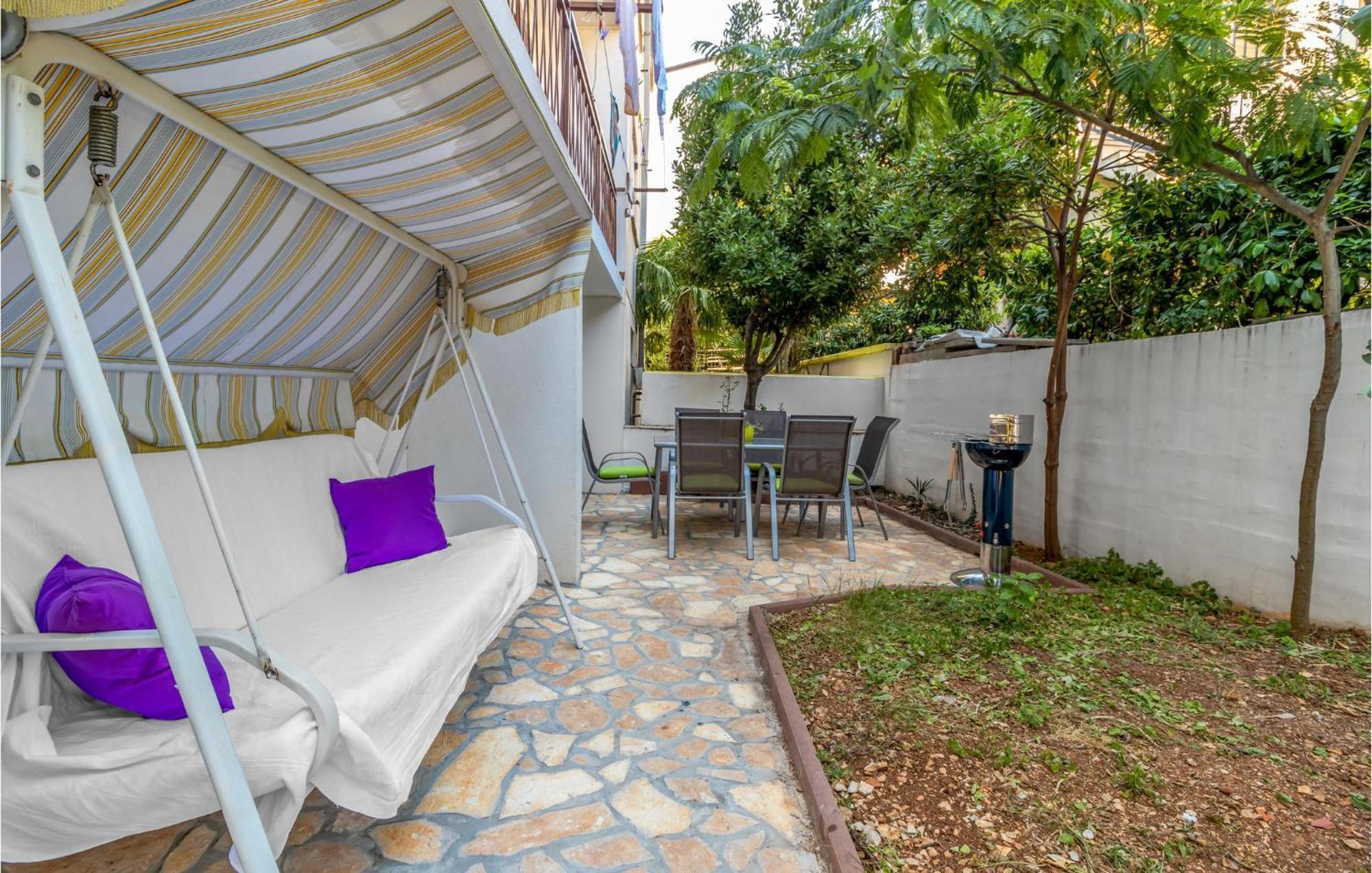 2 Bedroom Stunning In Apartamento *